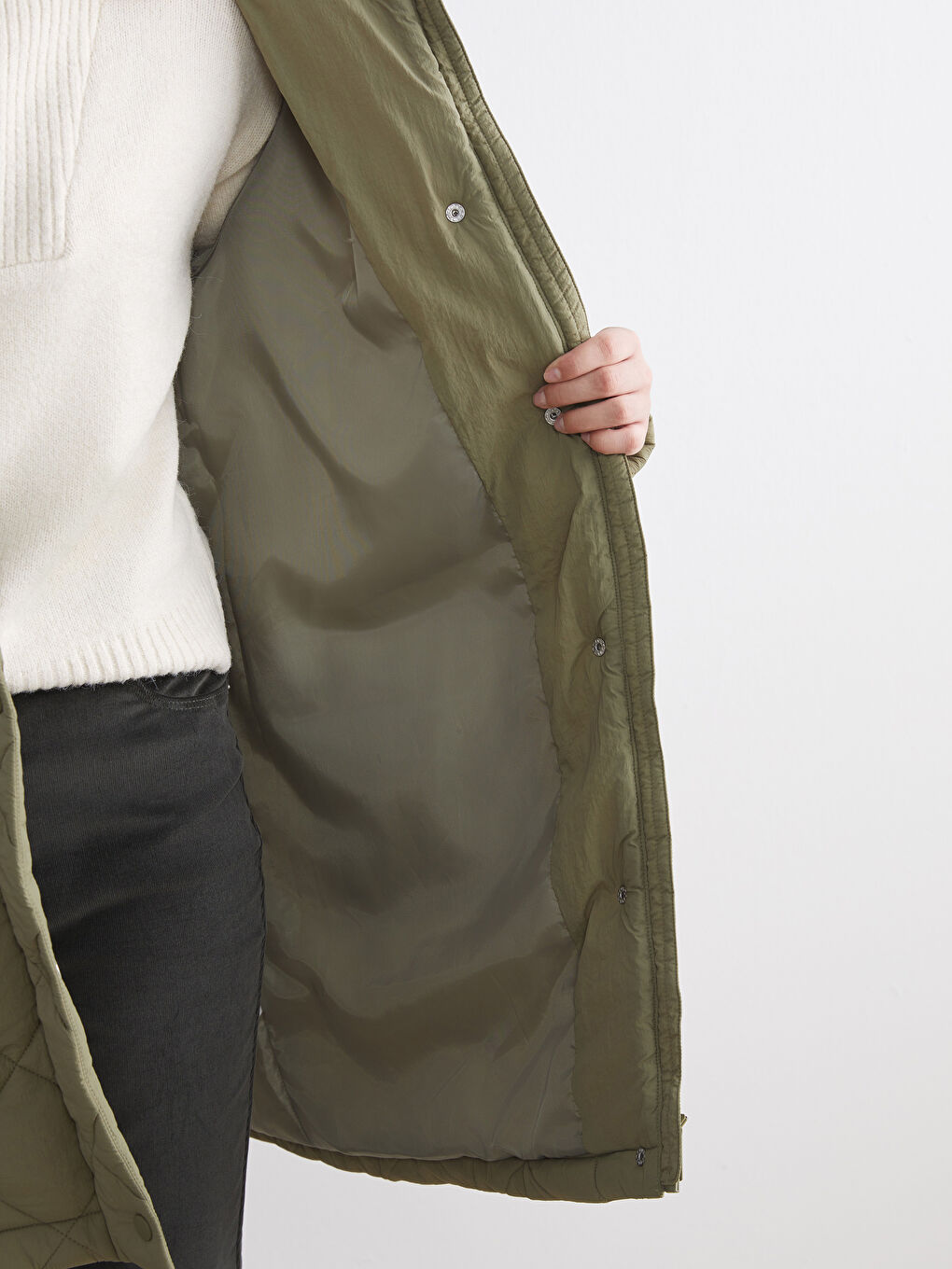 Hooded Quilted Oversize Women's Puffer Coat-3