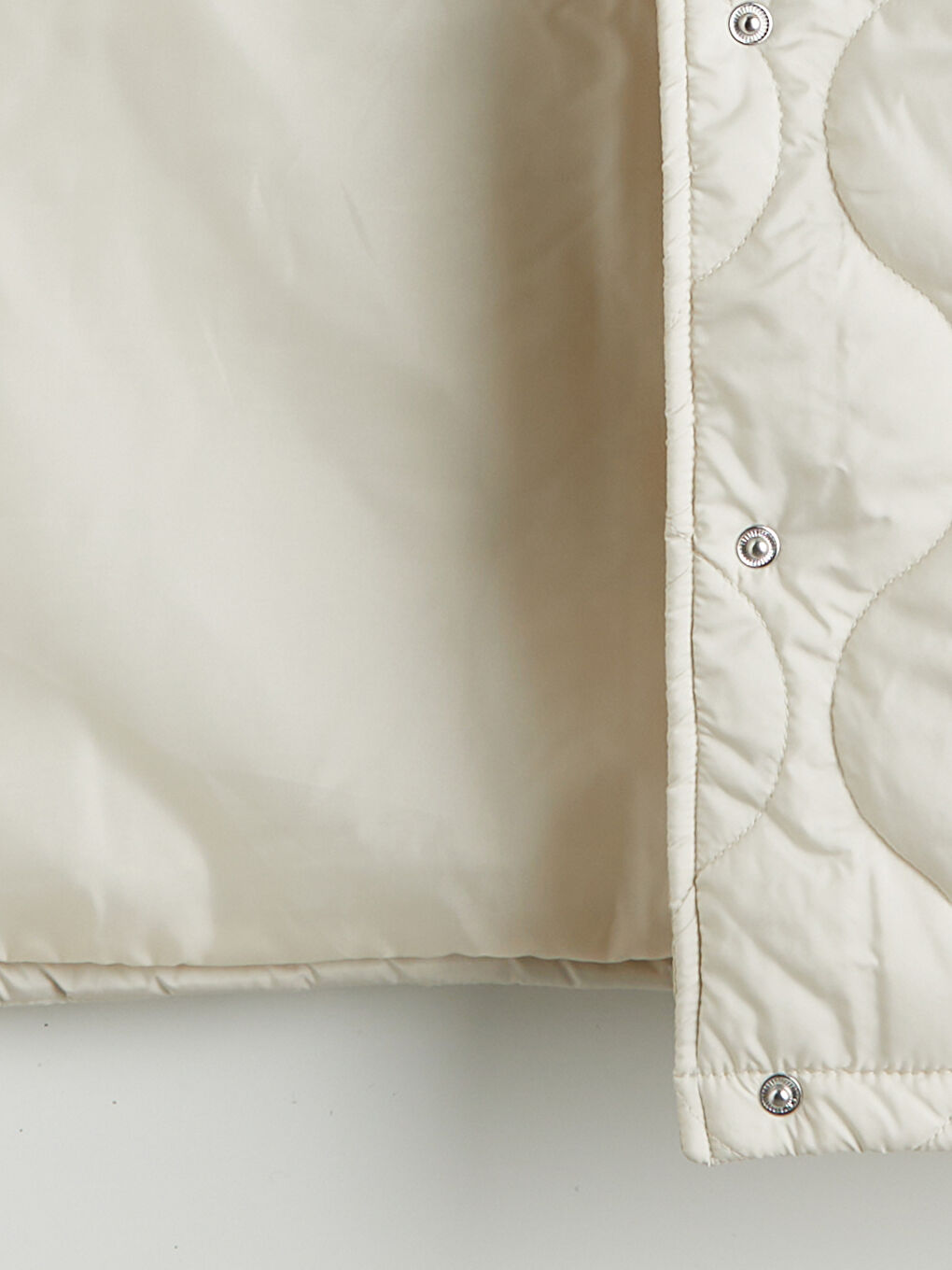 Bej Dik Yaka Kapitone Kadın Şişme Yelek-9