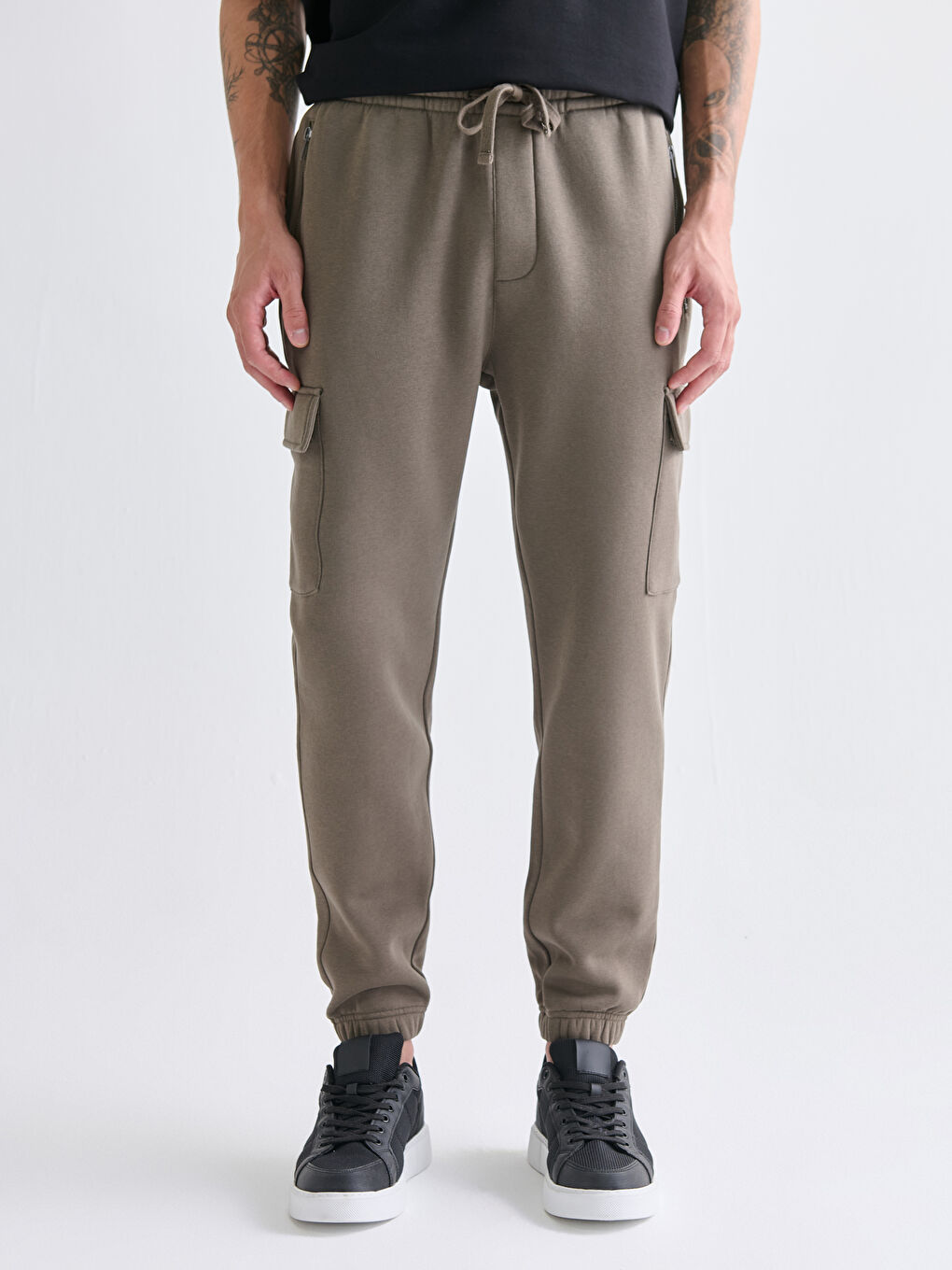Standard Fit Men's Jogger Sweatpants-1
