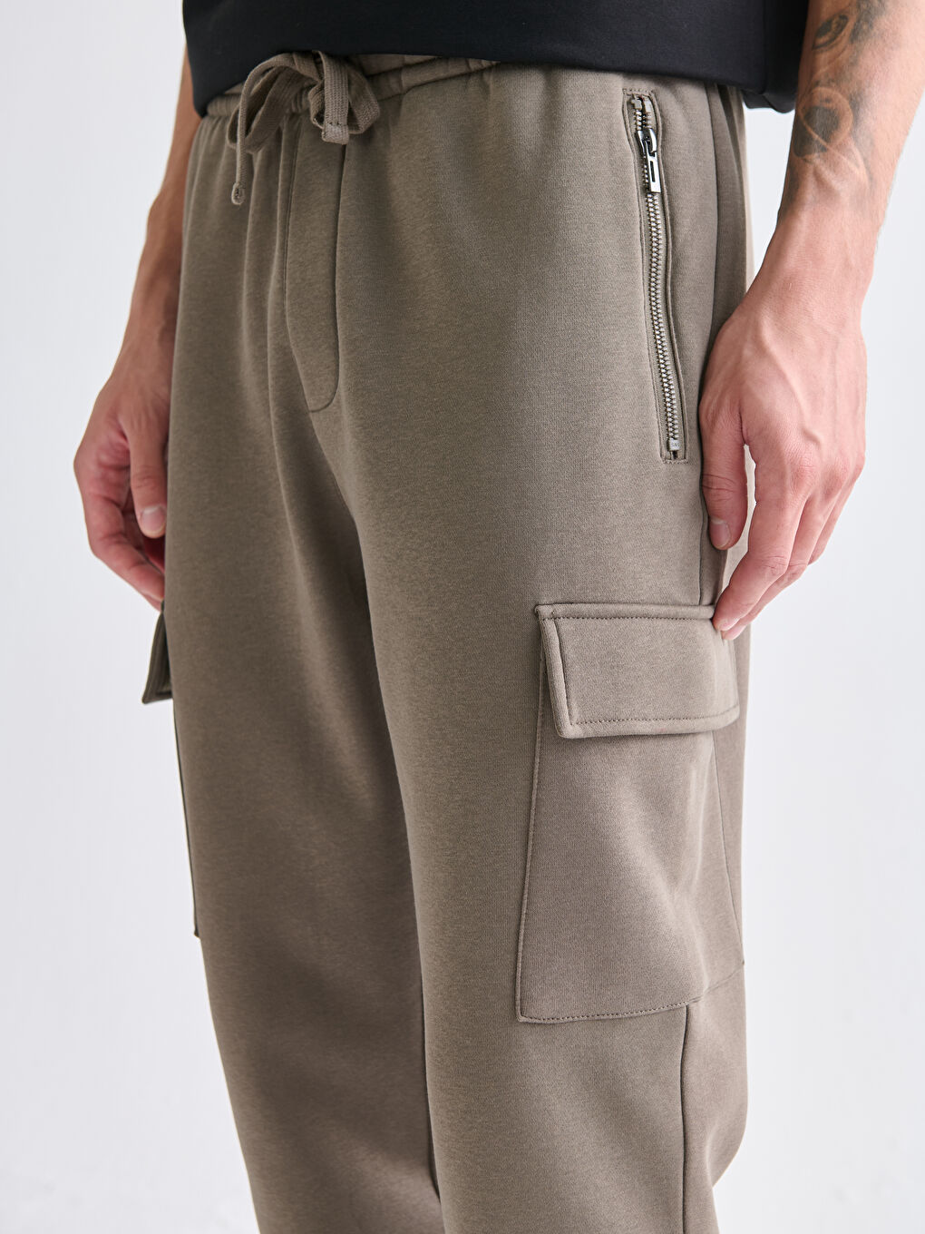Standard Fit Men's Jogger Sweatpants-2