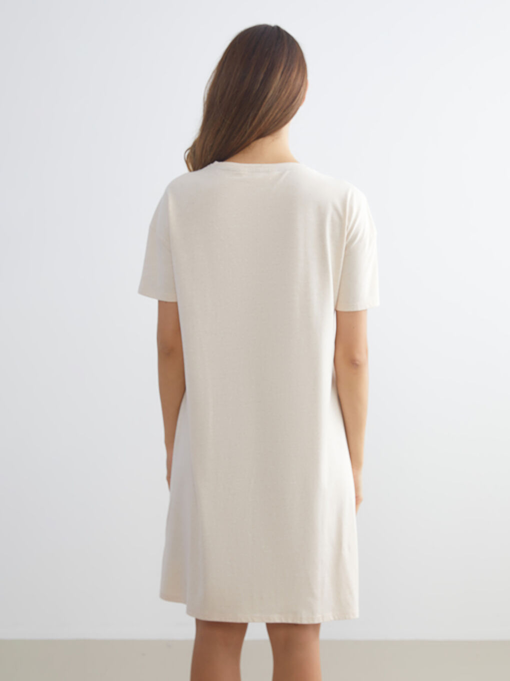 LCW DREAM Crew Neck Printed Maternity Nightdress -W59984Z8-MXN