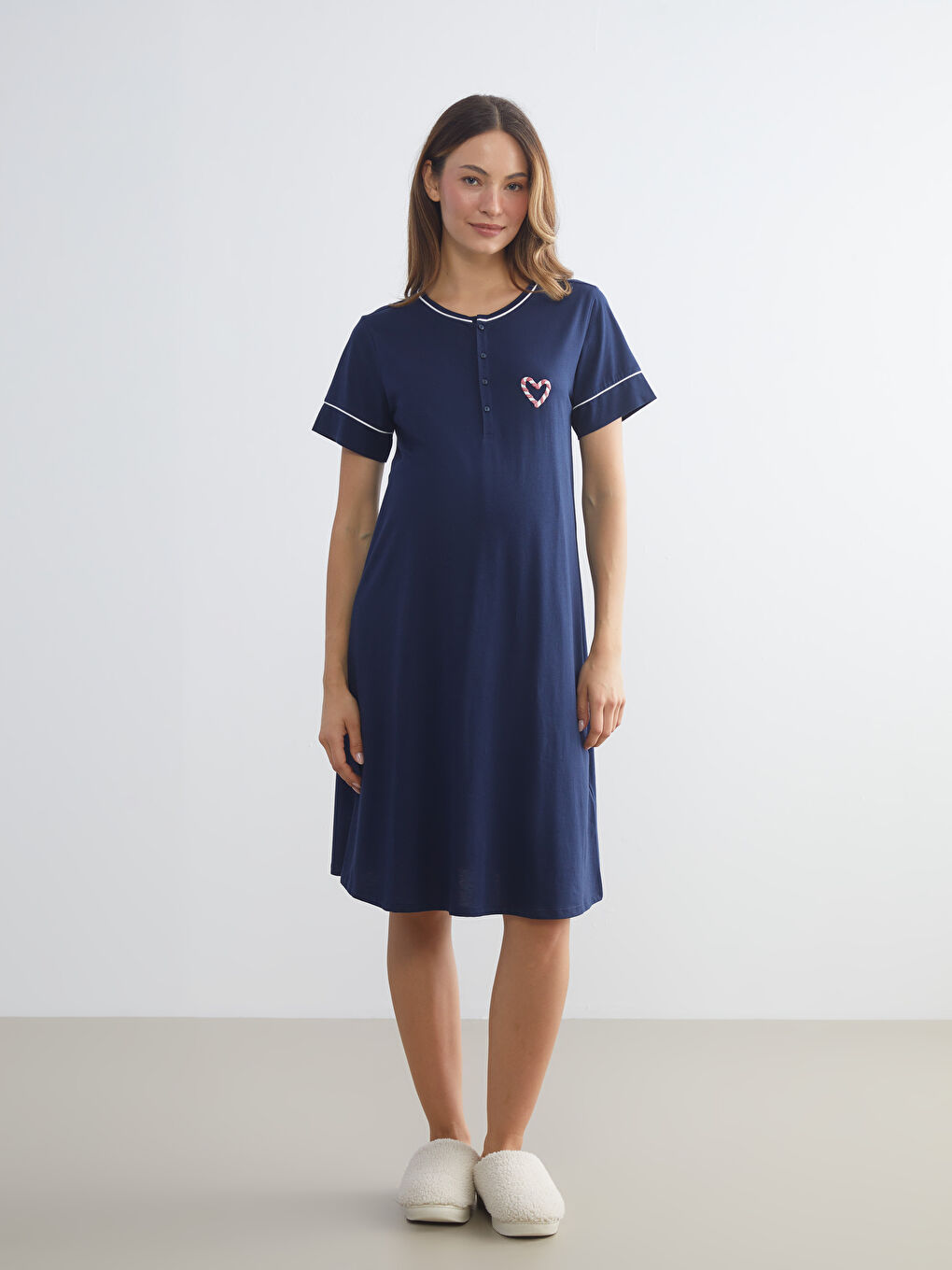 LCW DREAM Crew Neck Printed Maternity Nightdress -W59985Z8-HRC