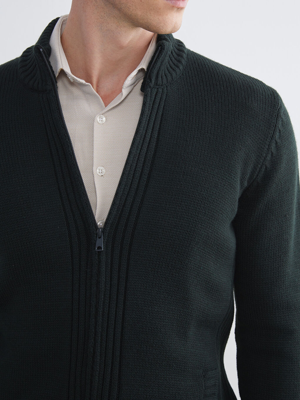 LCWAIKIKI Classic Regular Fit Funnel Neck Men's Knit Cardigan -W5AA60Z8-E3P