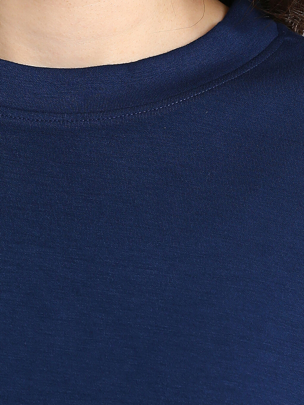 Футболка Женская С Круглым Вырезом-2