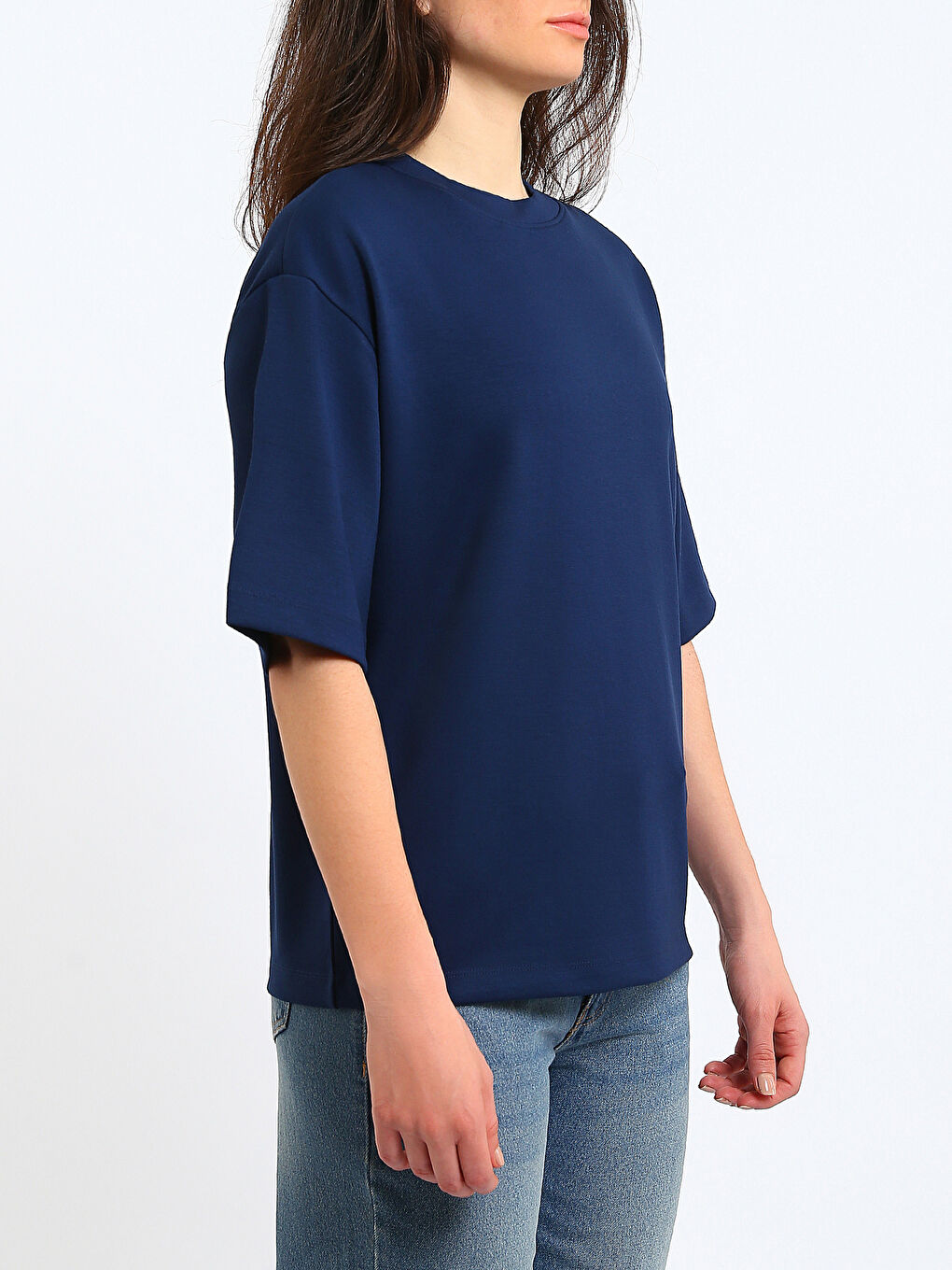 Футболка Женская С Круглым Вырезом-3