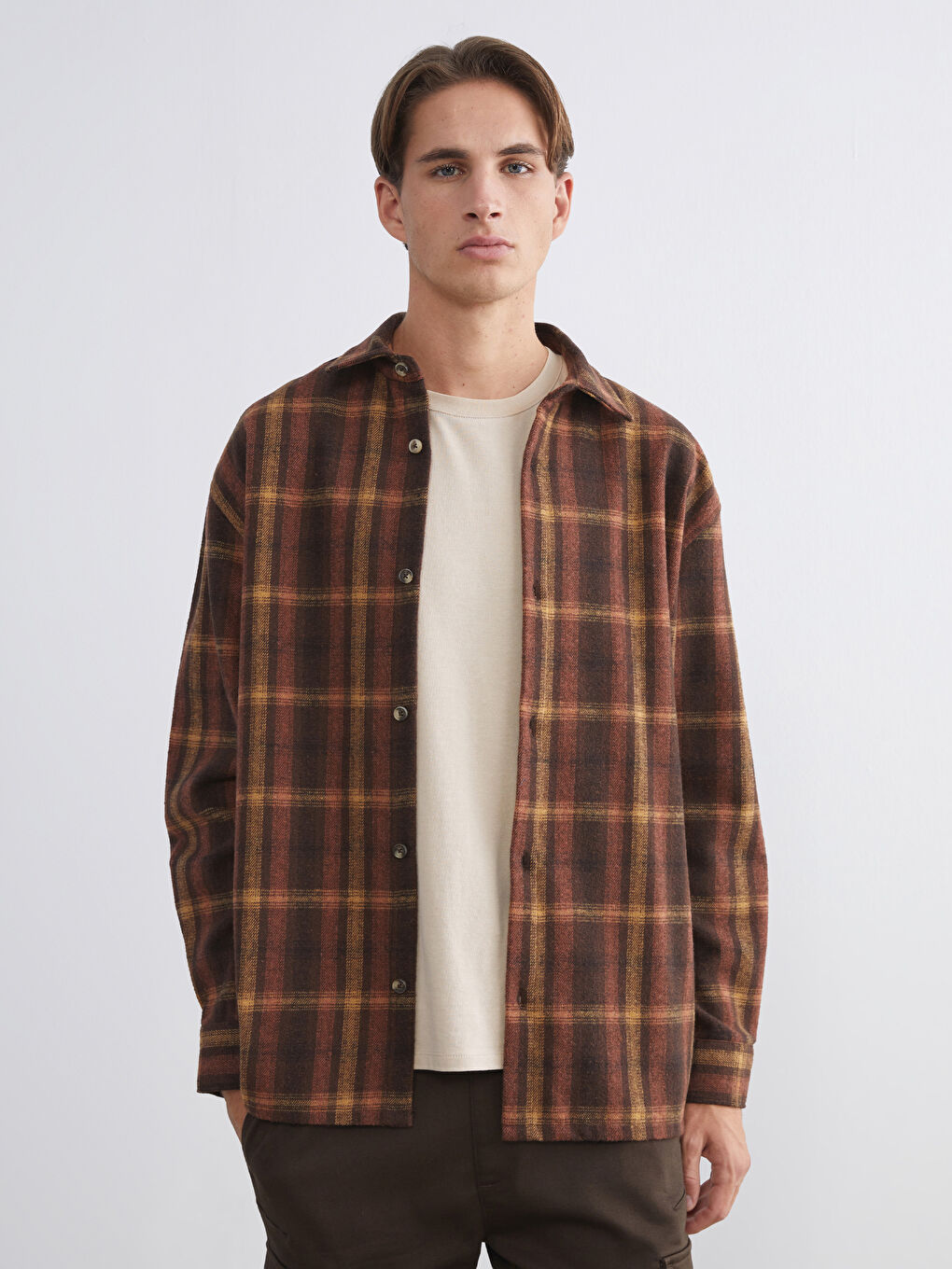 Kahverengi Rahat Kalıp Uzun Kollu Ekose Erkek Oduncu Gömlek