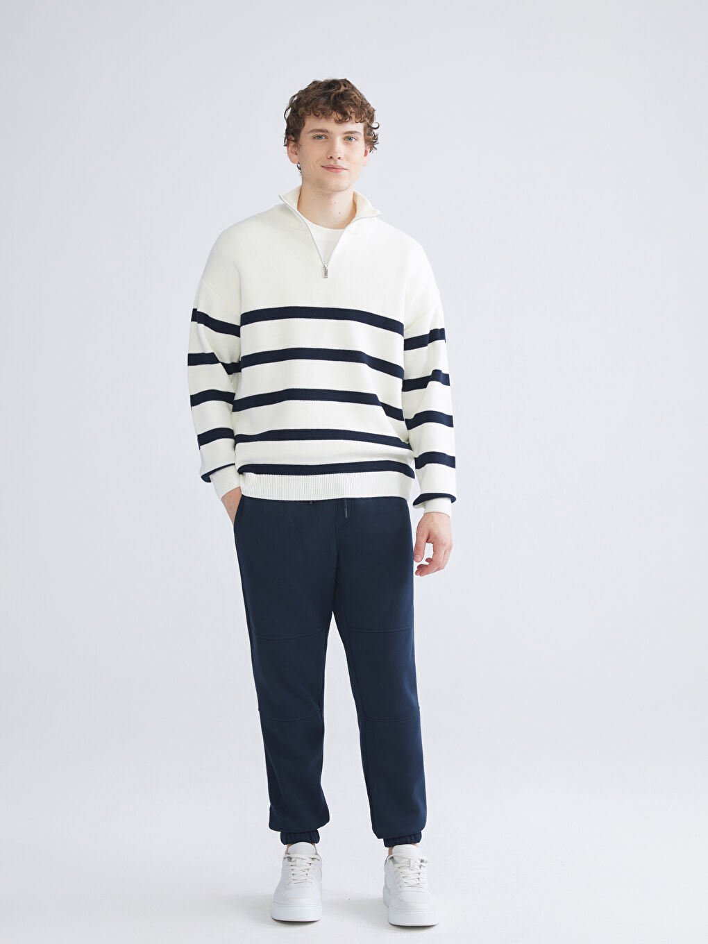 Ekru Fermuarlı Dik Yaka Çizgili Erkek Triko Kazak-2