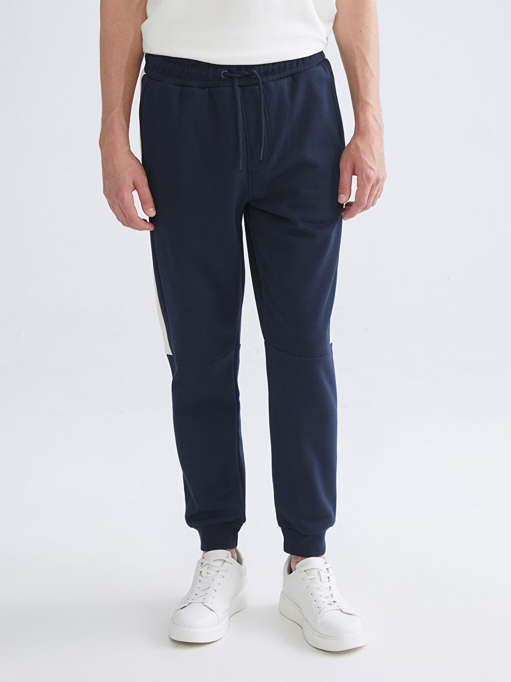 Standard Fit Men's Jogger Sweatpants-1