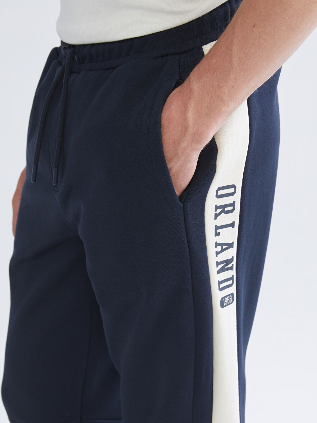 Standard Fit Men's Jogger Sweatpants-2