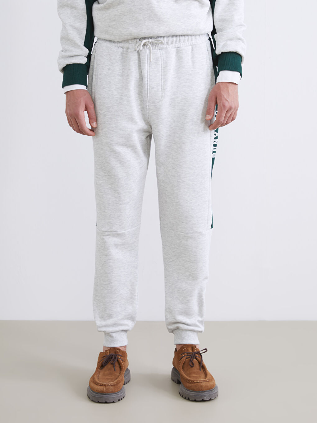 Standard Fit Men's Jogger Sweatpants-2