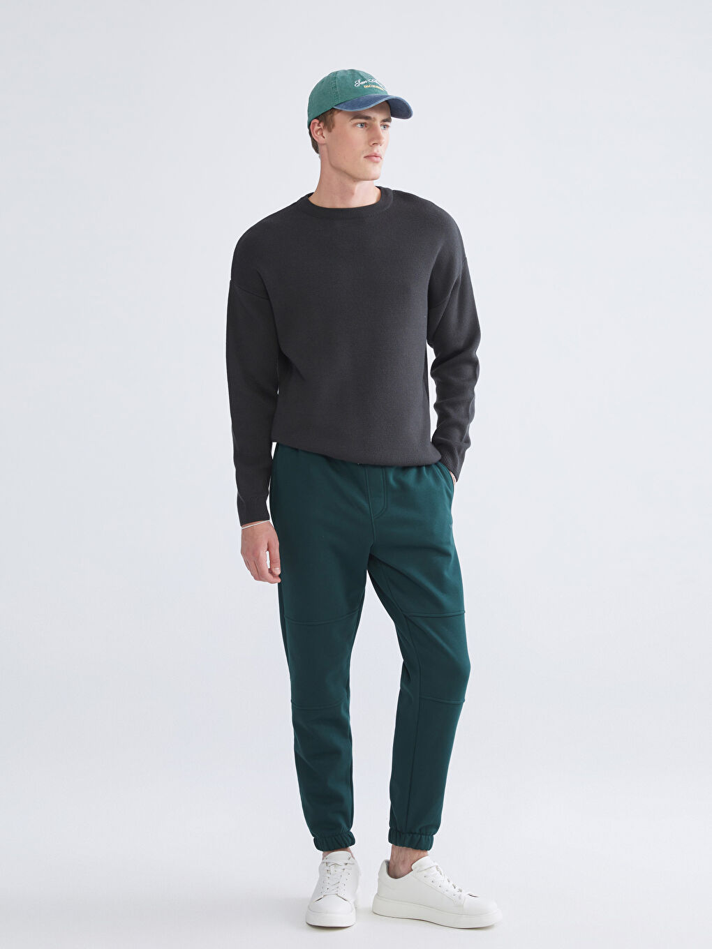 Standard Fit Men's Jogger Sweatpants-1