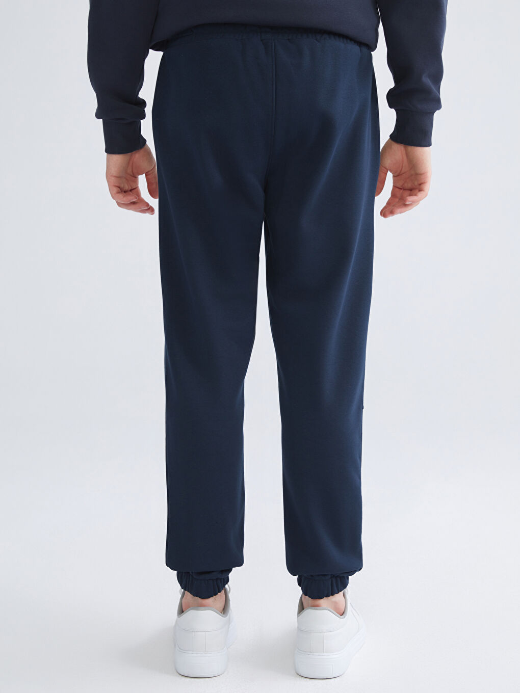 Standard Fit Men's Jogger Sweatpants-3