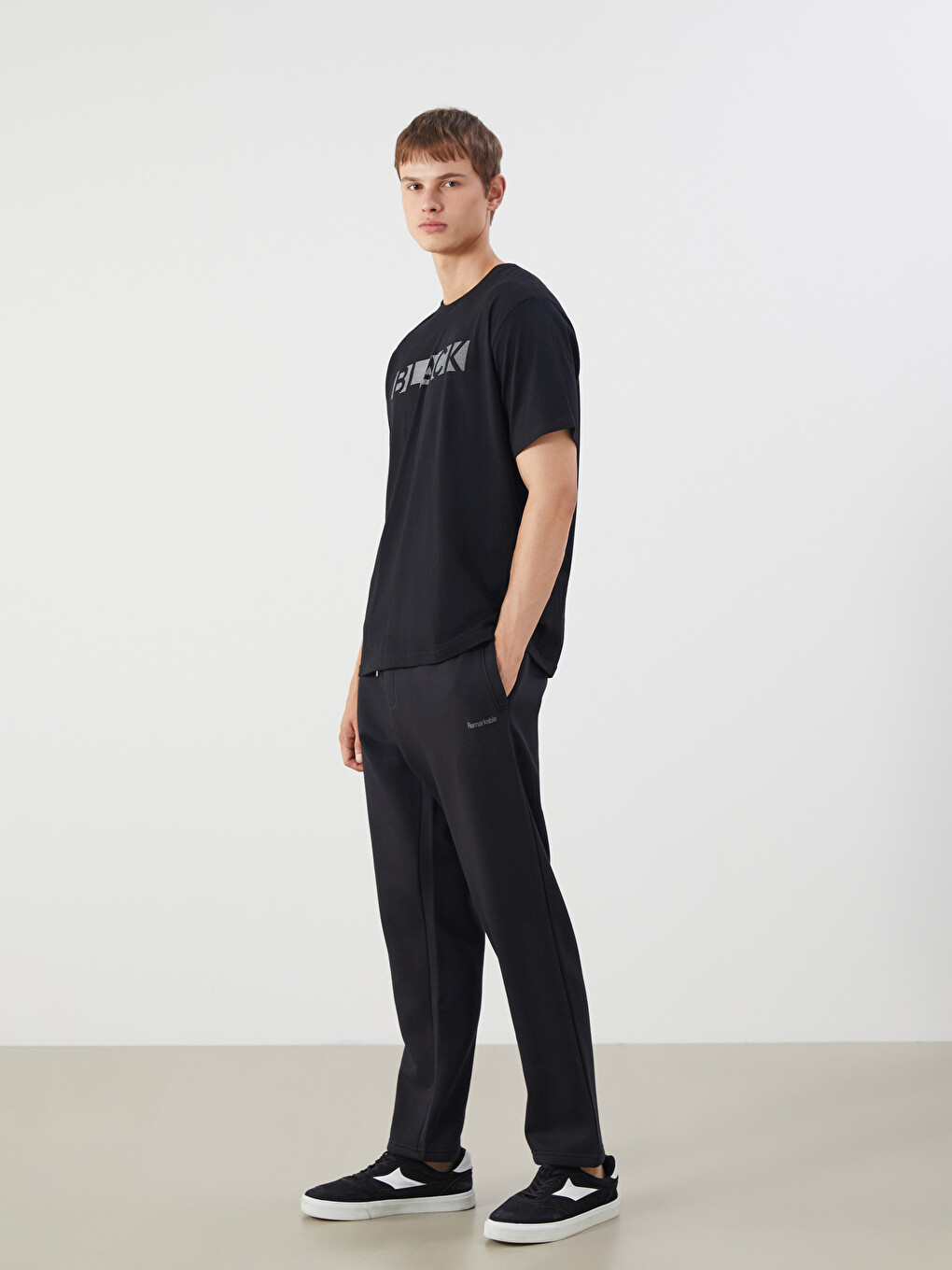 Standard Fit Men's Jogger Sweatpants