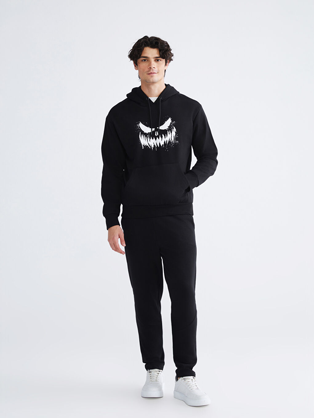 Standard Fit Men's Sweatpants