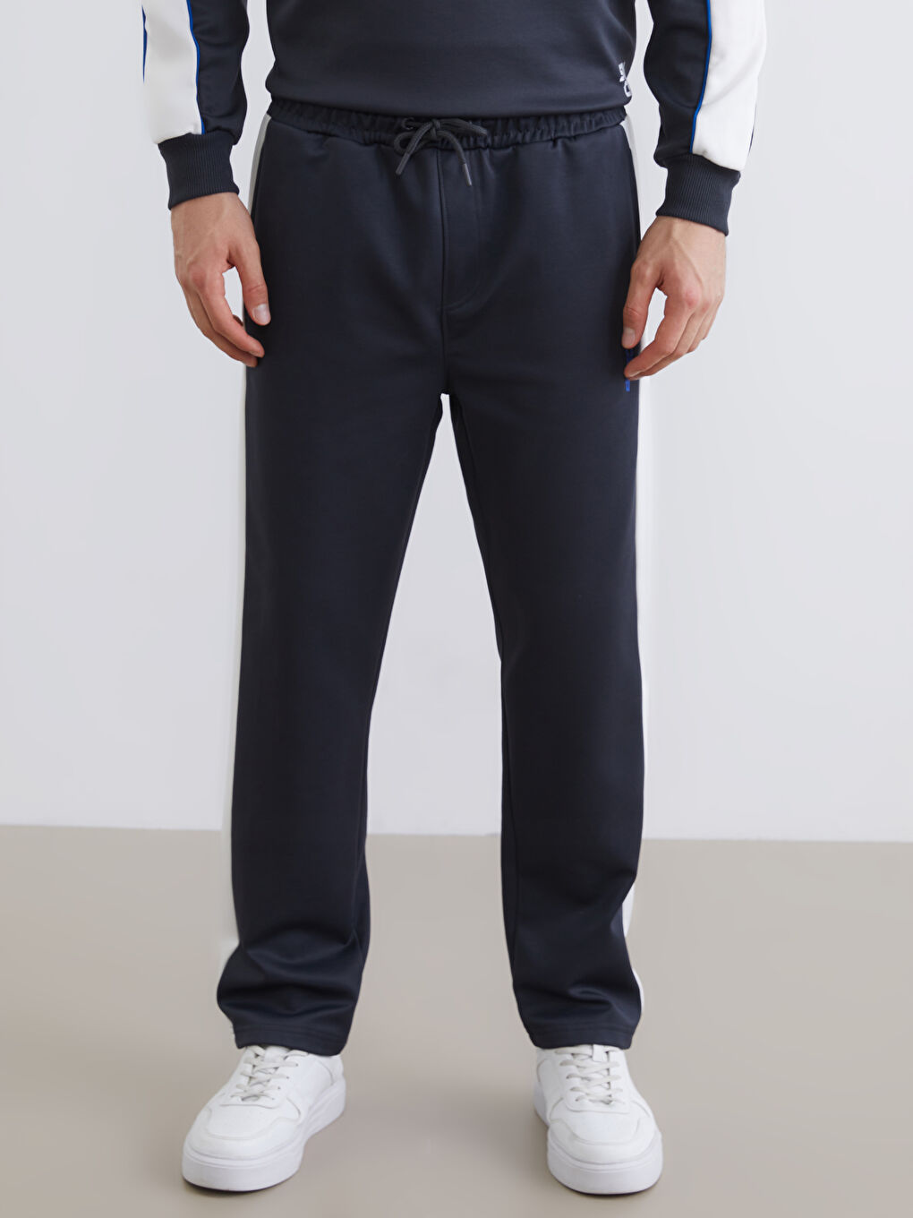 Standard Fit Men's Sweatpants-1
