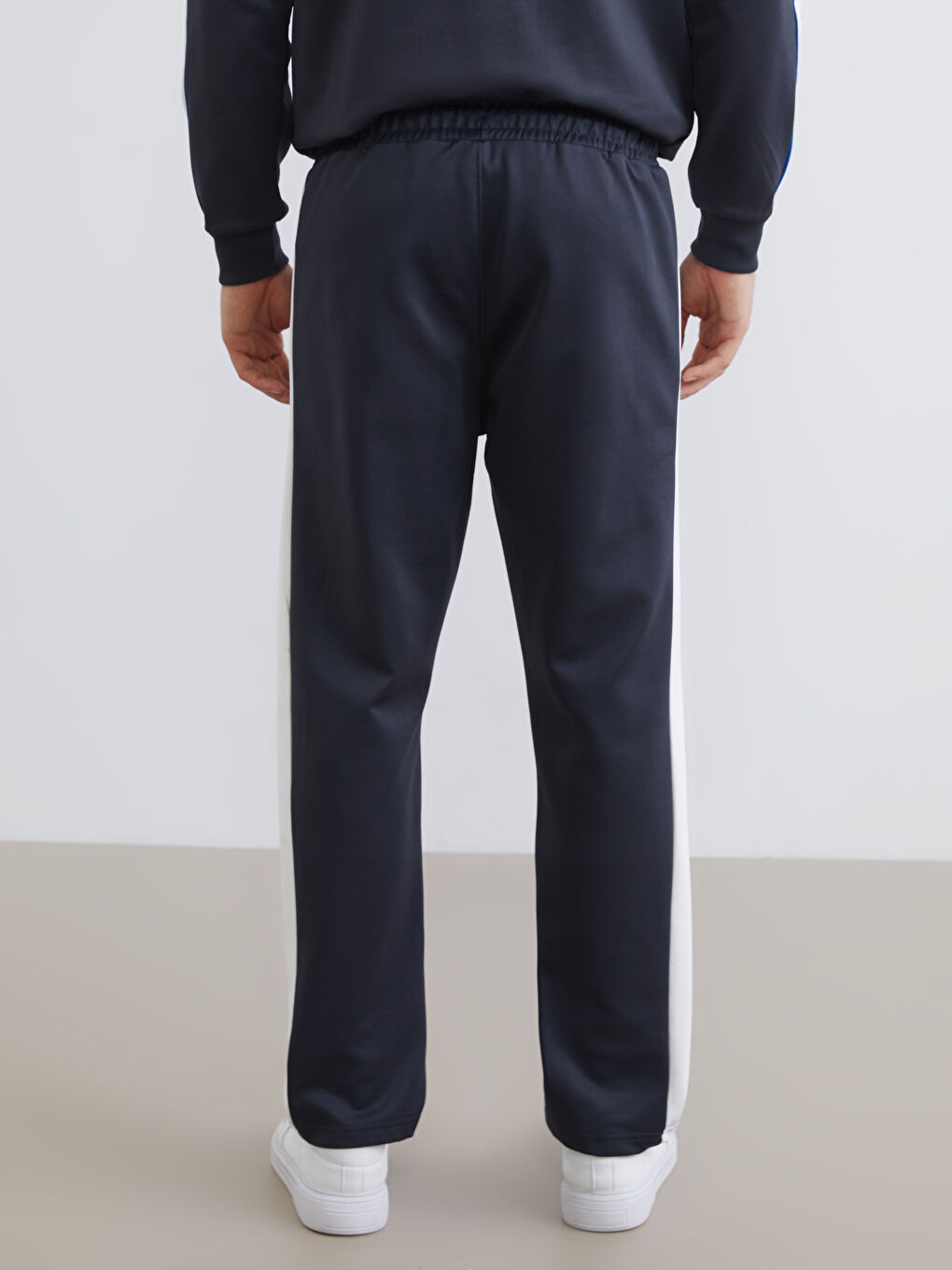 Standard Fit Men's Sweatpants-3