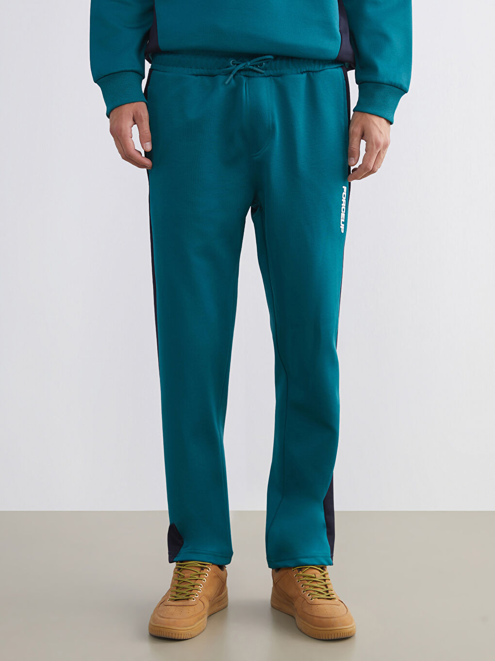 Standard Fit Men's Sweatpants-1