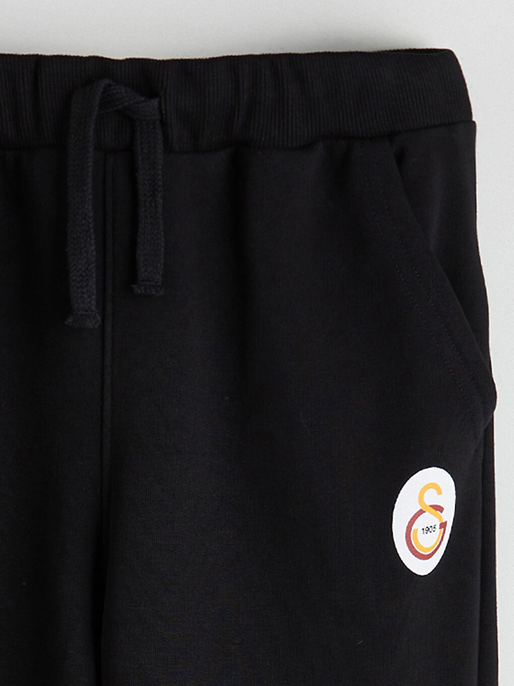 Siyah Beli Lastikli Galatasaray Baskılı Erkek Çocuk Jogger Eşofman Alt-2