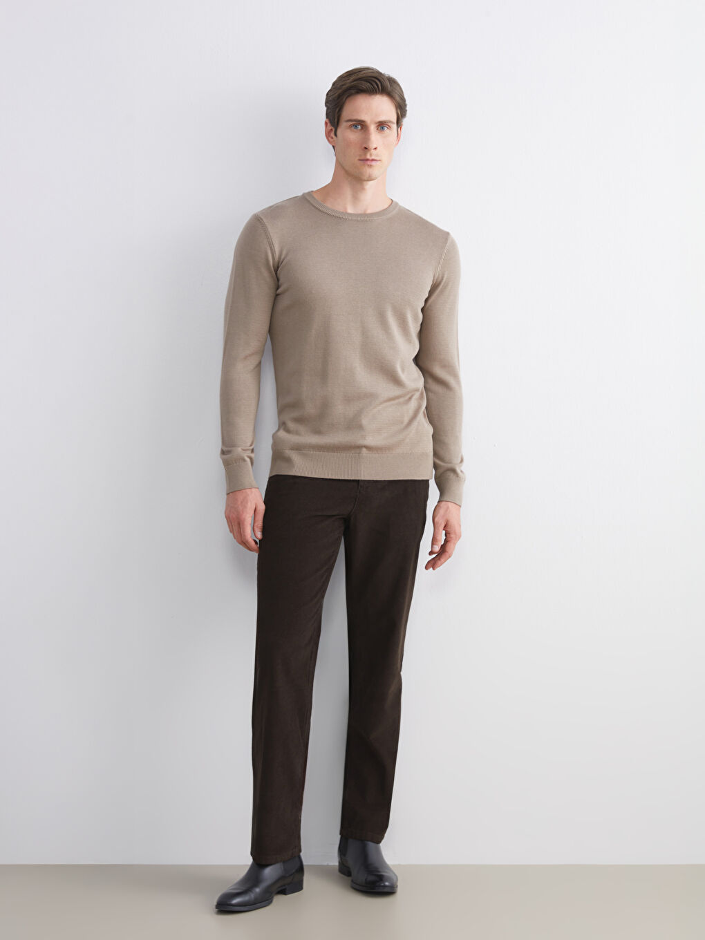 Loose Fit Velvet Men's Trousers-1