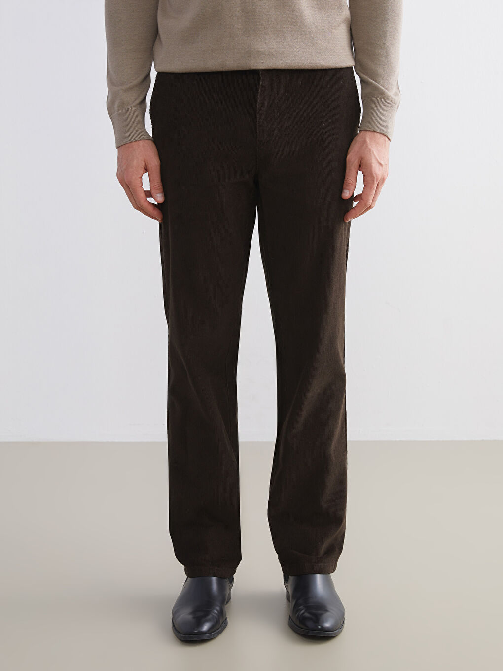 Loose Fit Velvet Men's Trousers-2