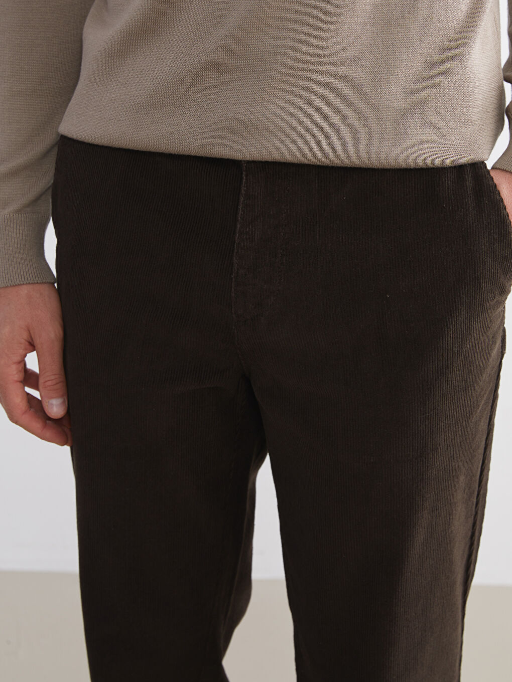 Loose Fit Velvet Men's Trousers-4