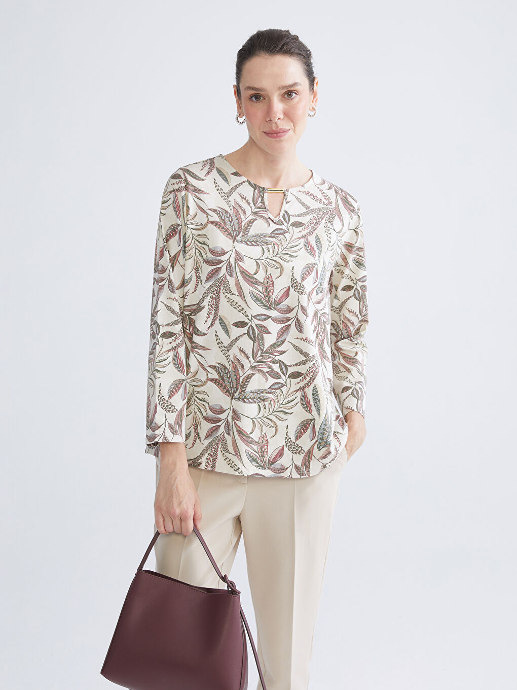Crew Neck Floral Blouse