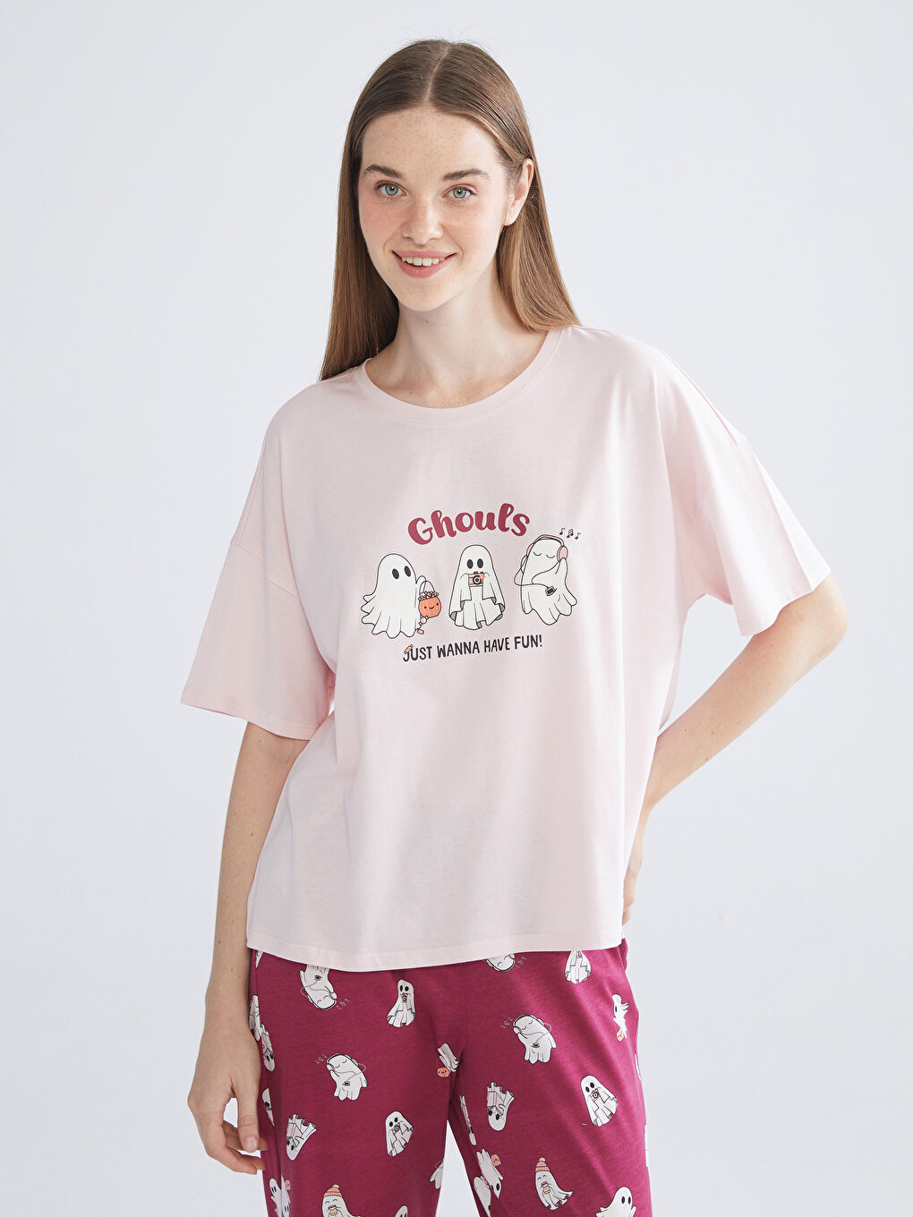 Crew Neck Printed Women's Pyjama Set-1