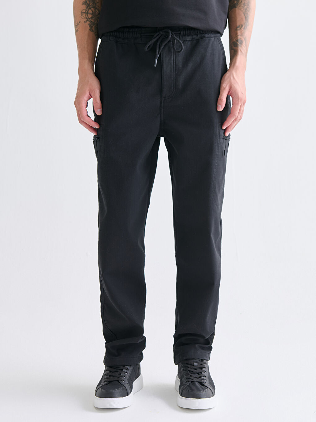 Standard Fit Men's Cargo Trousers-1