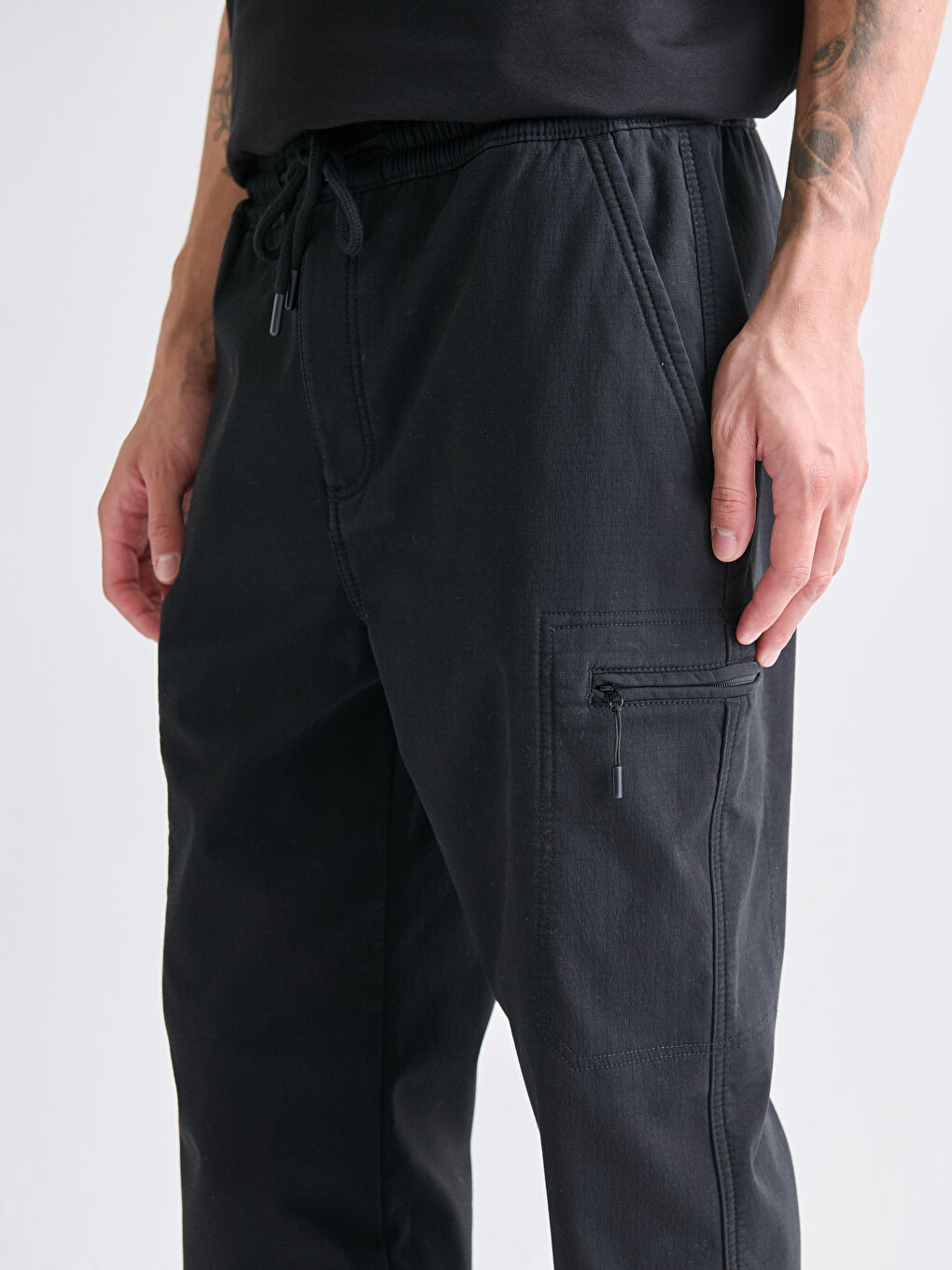 Standard Fit Men's Cargo Trousers-2
