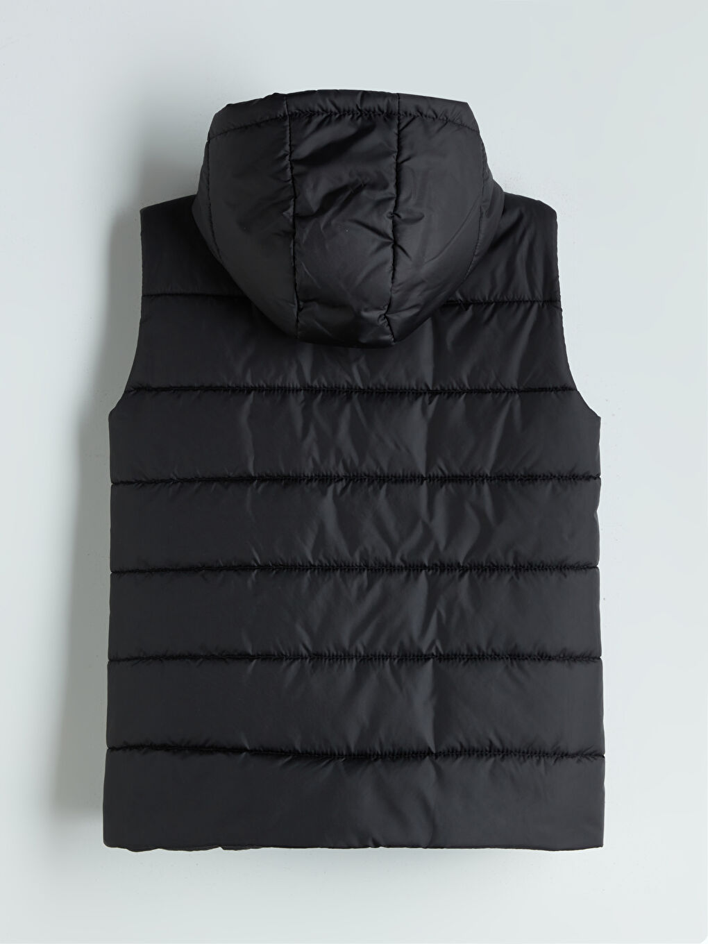 Siyah Kapüşonlu Beşiktaş Baskılı Erkek Çocuk Şişme Yelek-1