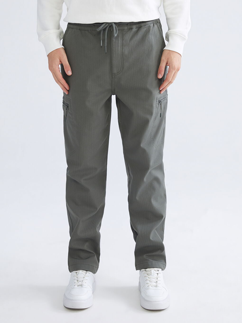 Standard Fit Men's Cargo Trousers-1
