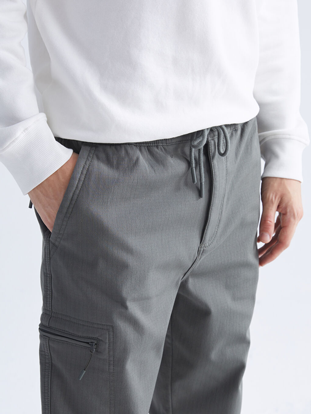Standard Fit Men's Cargo Trousers-2