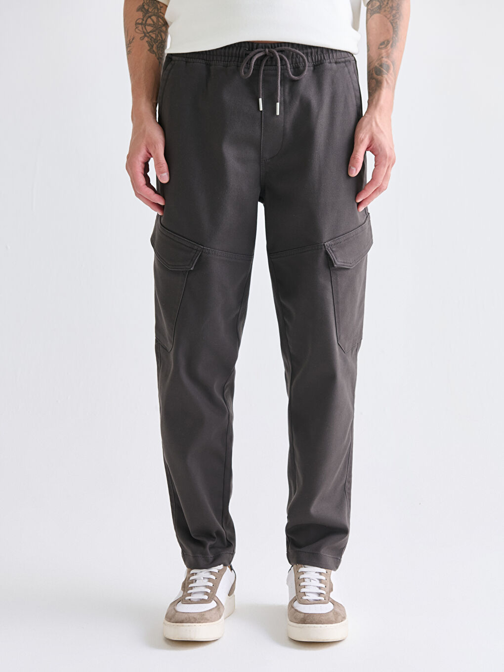 Slim Fit Men's Cargo Trousers-1