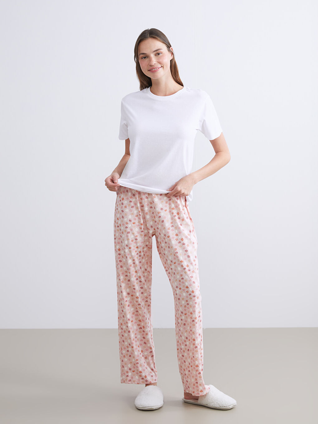 Plus Size Elastic Waist Floral Women's Pajama Bottoms