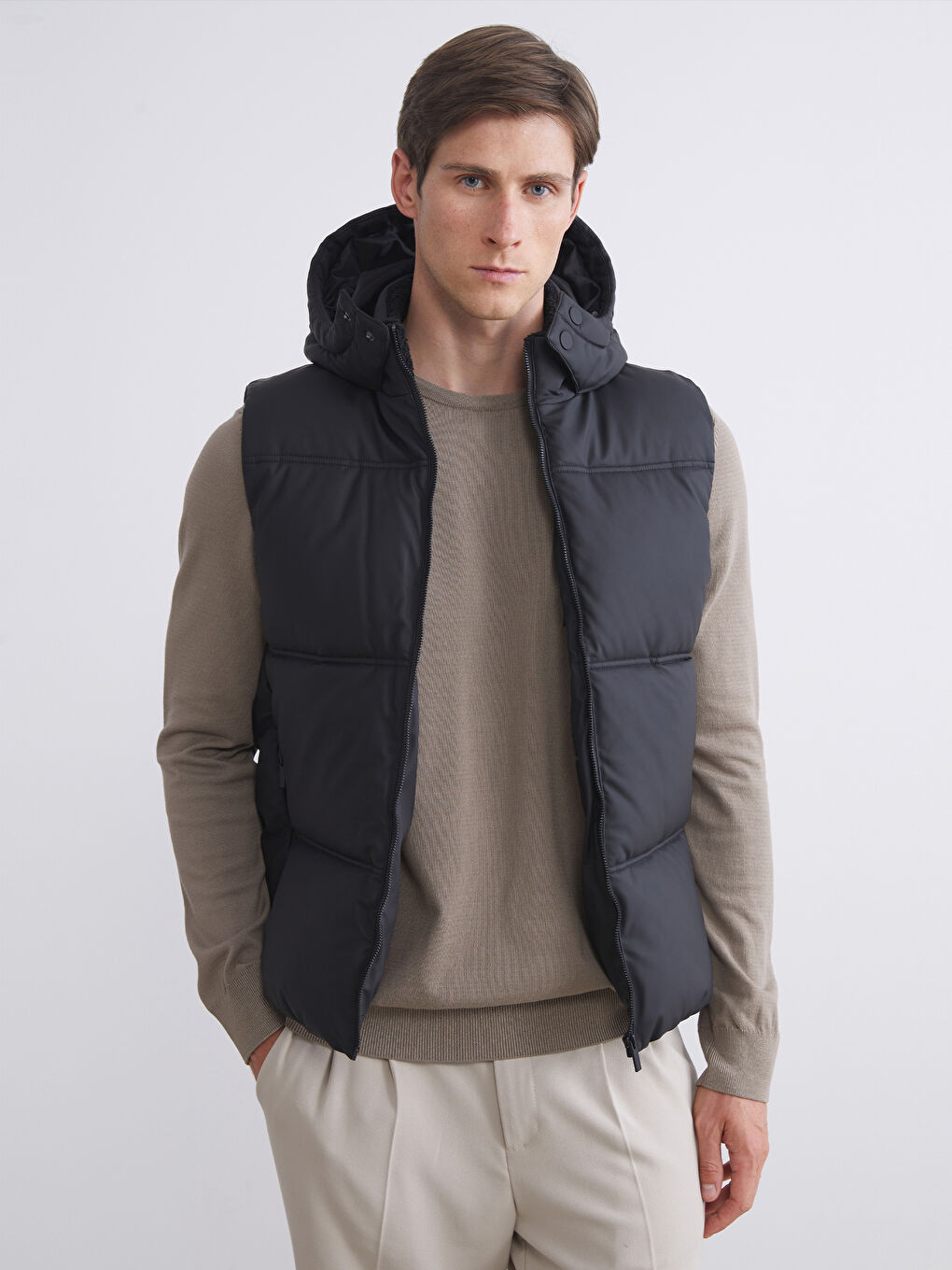 Regular Fit Hooded Men's Puffer Gilet