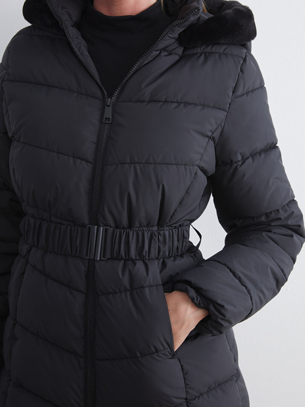 Woman BLACK Puffer Coat-2