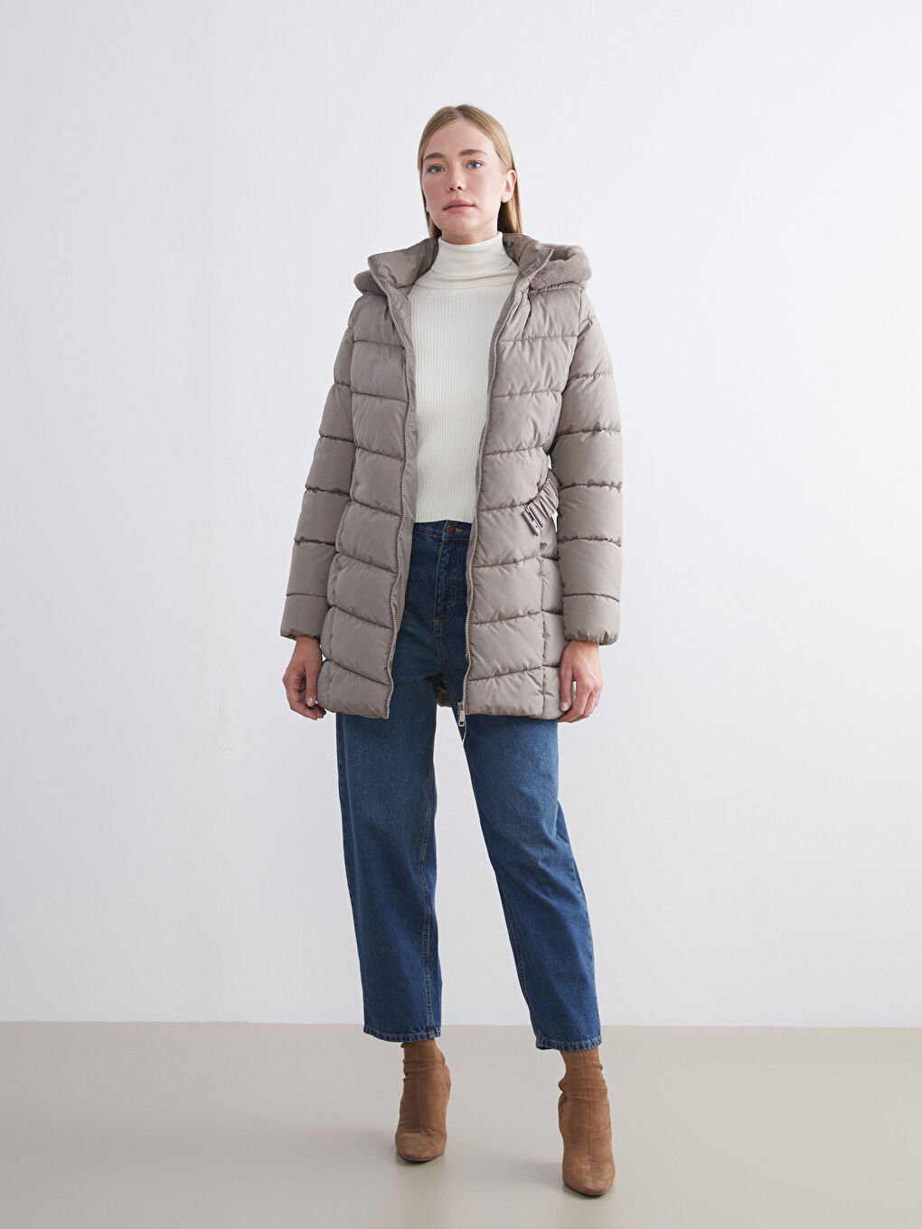 Woman BROWN Puffer Coat-1