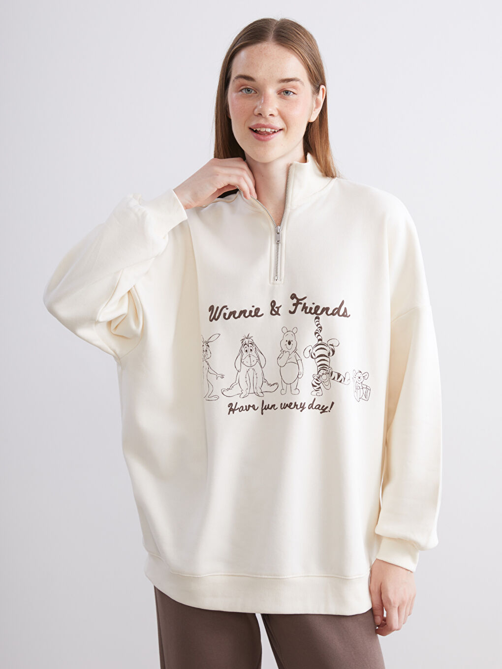 Winnie the Pooh Printed Oversize Women's Thick Sweatshirt