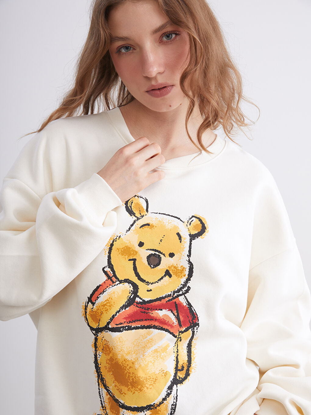 Winnie the Pooh Printed Oversize Women's Thick Sweatshirt