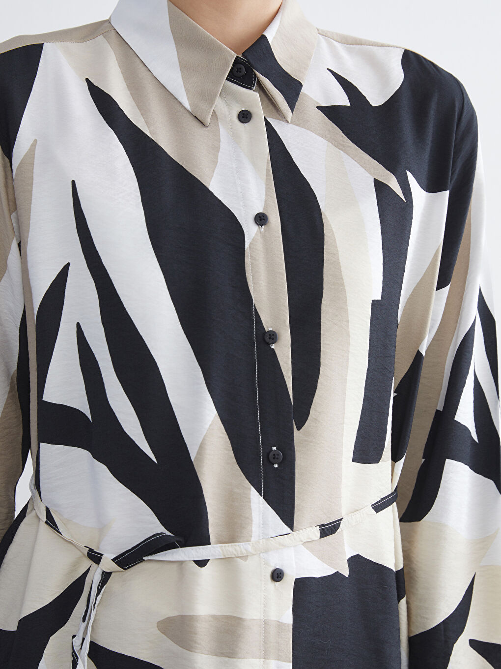LCWAIKIKI Classic Patterned Women's Shirt Tunic with Sash -W5AG77Z8-LQY