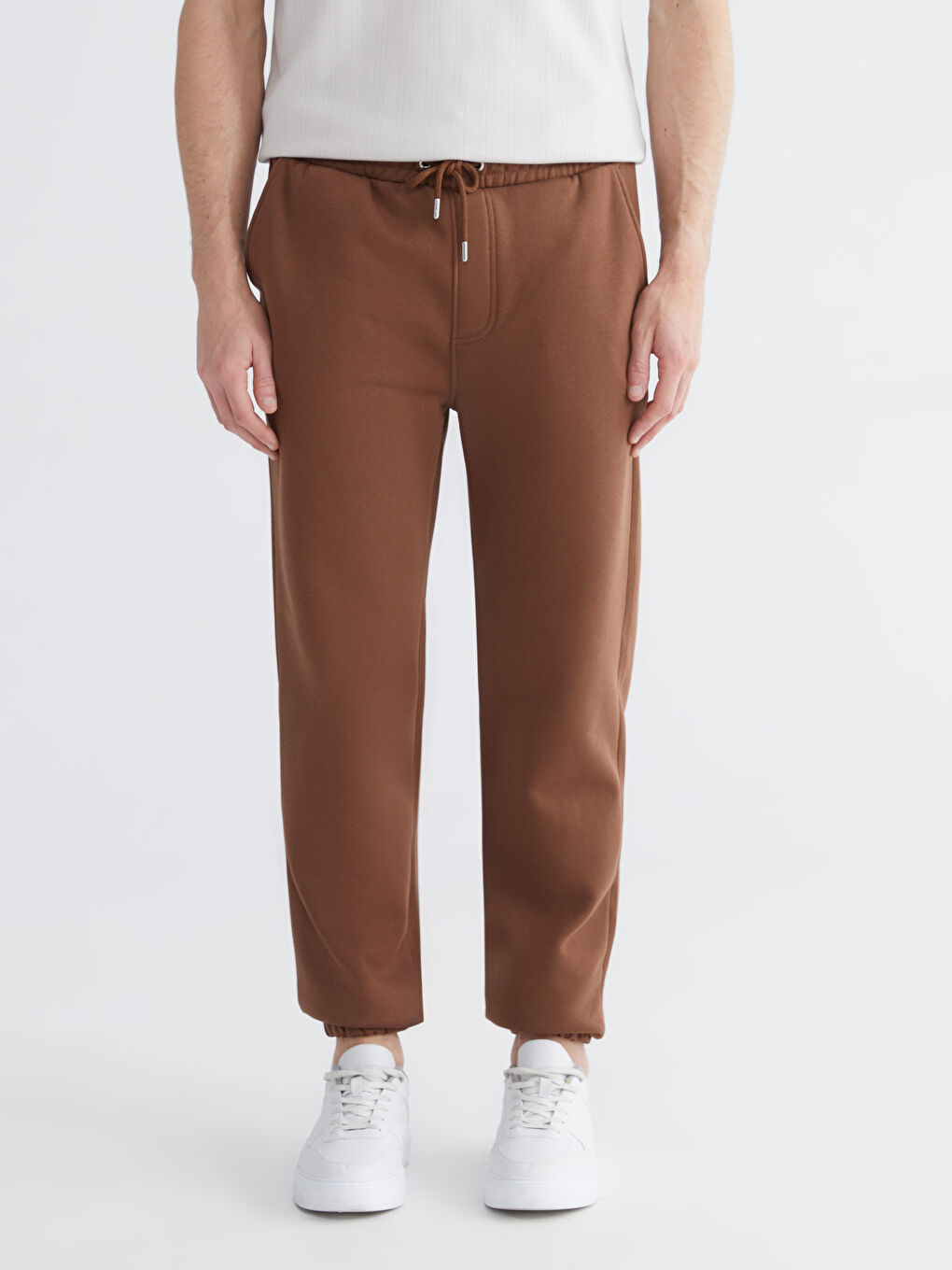 Kahverengi Rahat Kalıp Erkek Kalın Eşofman Altı-1