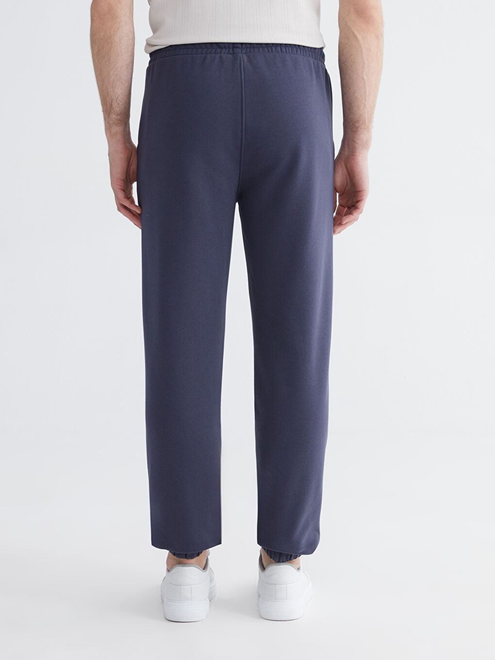 Relaxed Fit Men's Thick Sweatpants-3