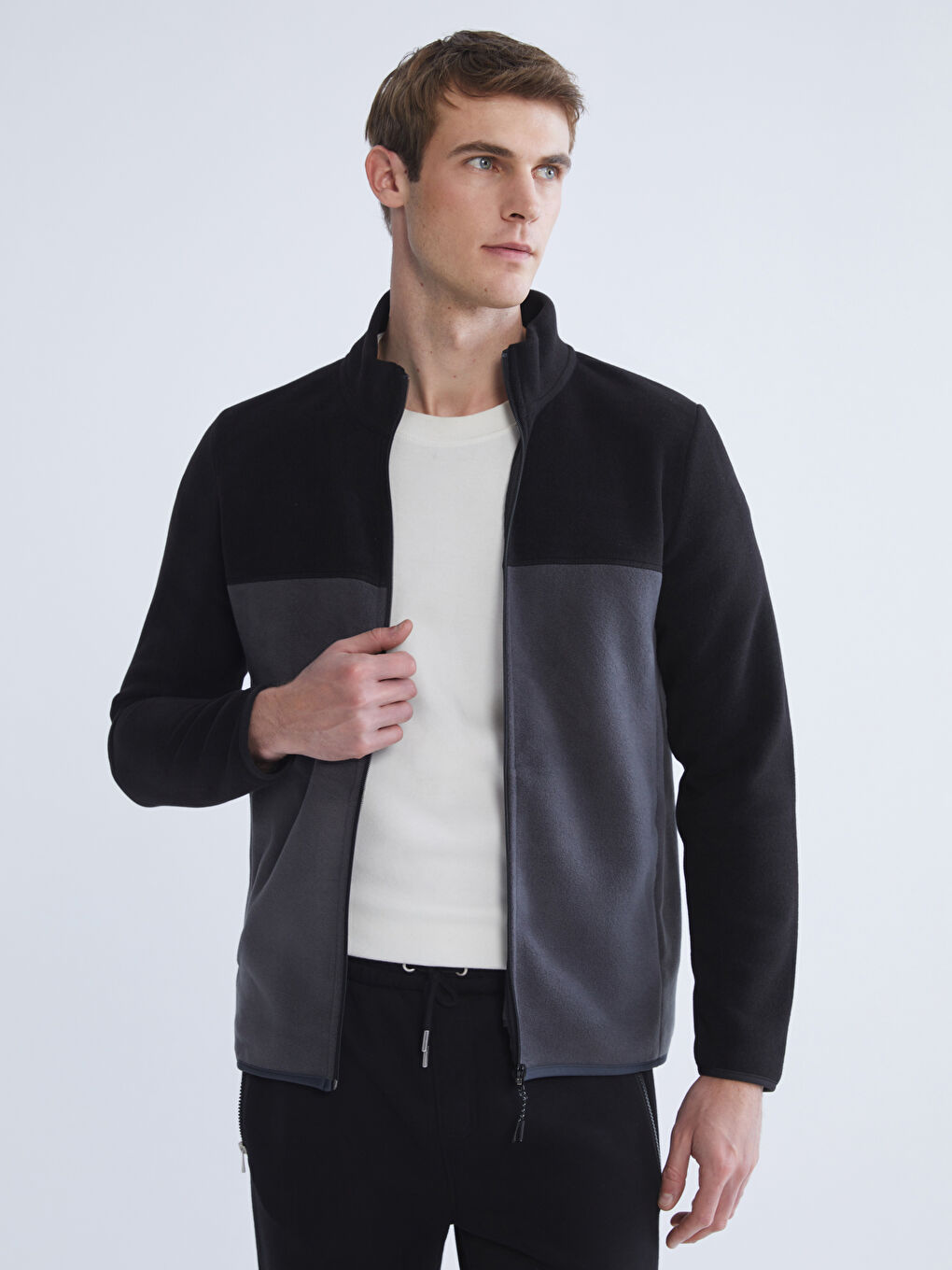 Siyah Dik Yaka Polar Erkek Fermuarlı Sweatshirt