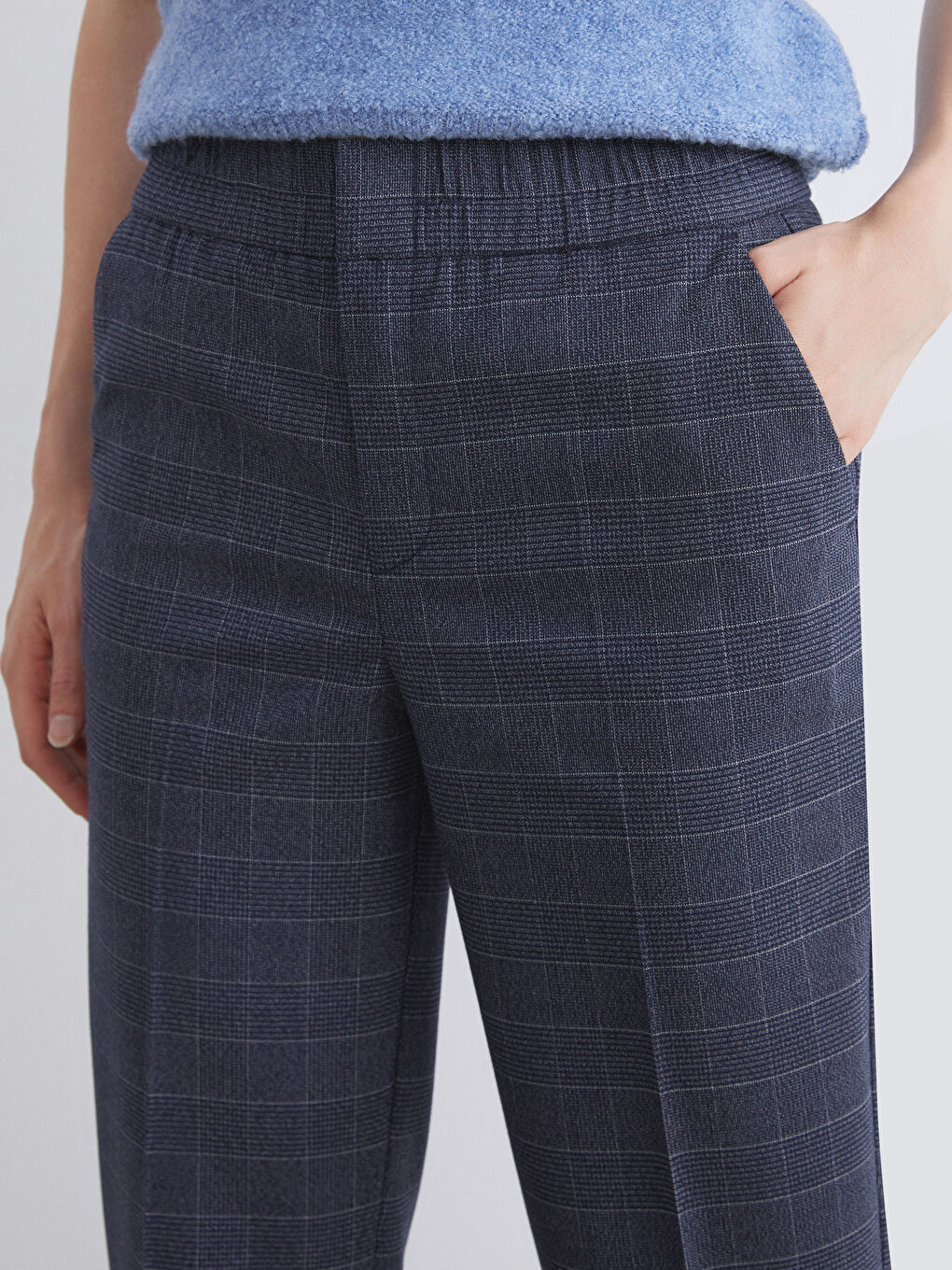 Elasticated Waist Plaid Women's Trousers-2