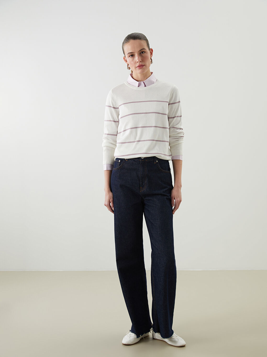 Crew Neck Women's Knitwear Sweater-1