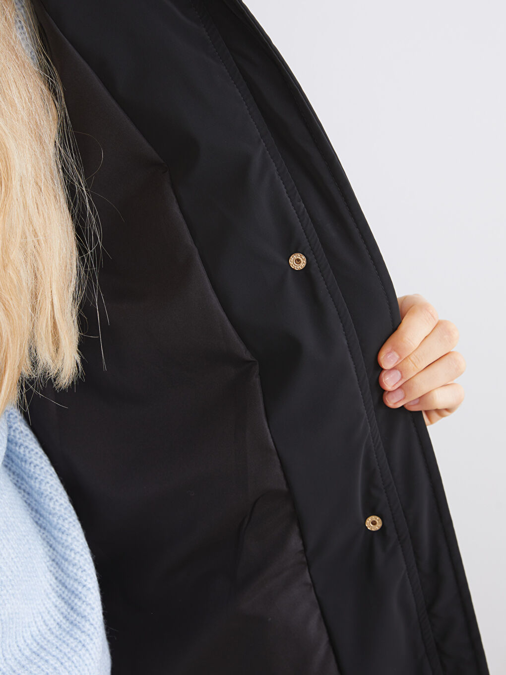 Hooded Women's Puffer Coat-3