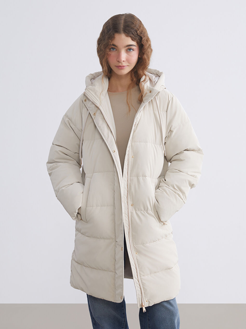 Hooded Women's Puffer Coat