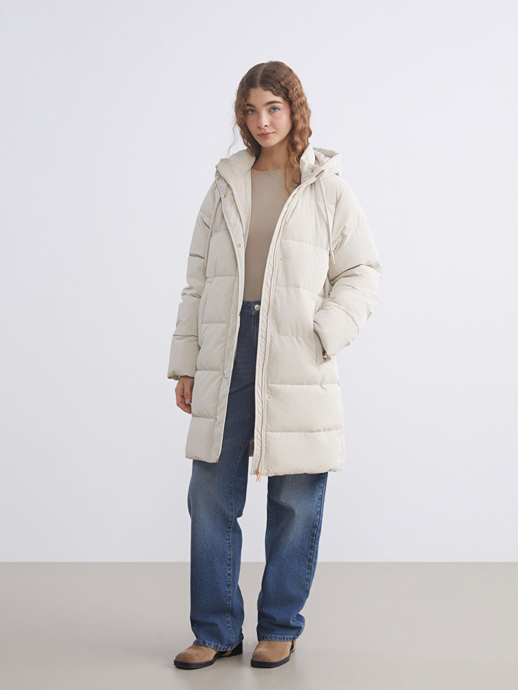 Hooded Women's Puffer Coat-1