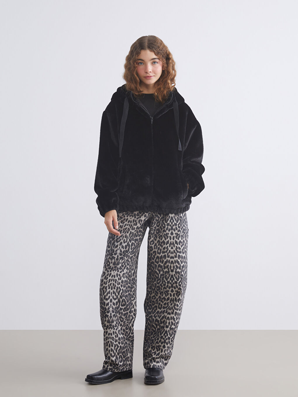 Hooded Oversize Women's Plush Coat-1