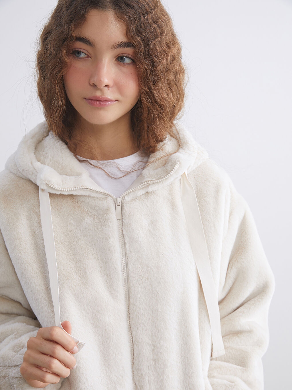 Hooded Women's Plush Coat-2